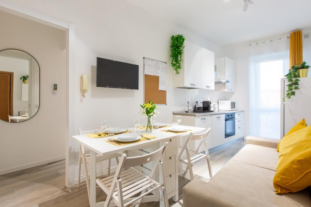 Milano City Apartments - Stylish House Free Wifi-Parking-Airport Εξωτερικό φωτογραφία