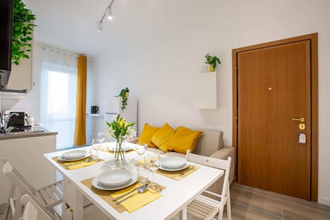 Milano City Apartments - Stylish House Free Wifi-Parking-Airport Εξωτερικό φωτογραφία