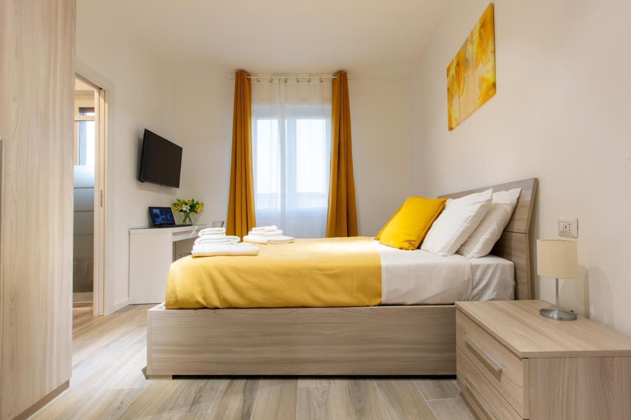 Milano City Apartments - Stylish House Free Wifi-Parking-Airport Εξωτερικό φωτογραφία
